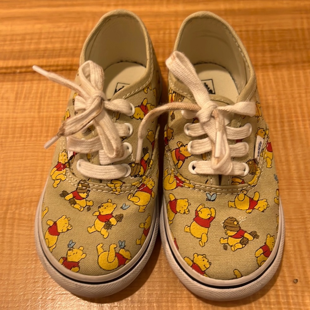Vans Winnie the Pooh toddler shoes size 9
